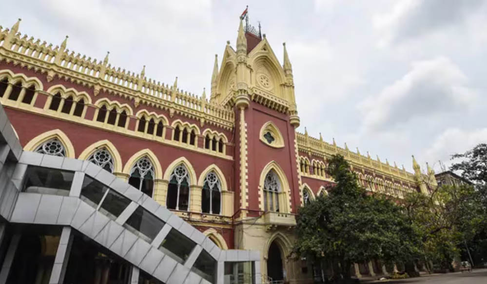 कलकत्ता हाई कोर्ट का महत्वपूर्ण निर्णय: भारत में शादी, लेकिन तलाक के लिए विदेश की अदालत का अधिकार