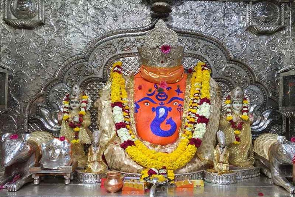 खजराना गणेश मंदिर में विशेष व्यवस्था, सुबह 4 बजे से शुरू होंगे दर्शन और तिल चतुर्थी पर भोग