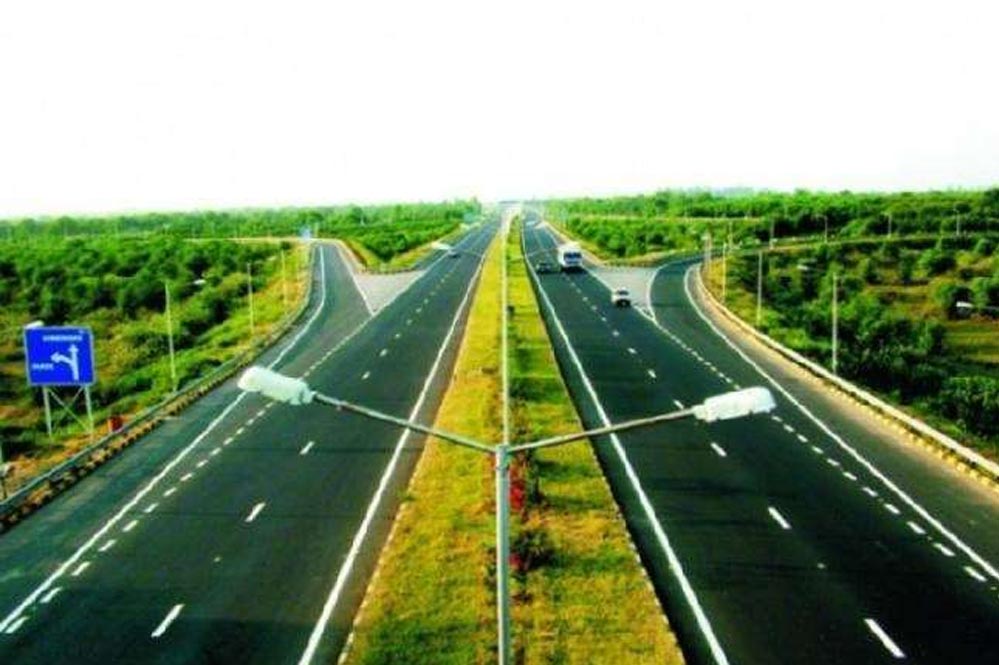 ग्रीनफील्ड एक्सप्रेस-वे पर बड़े अपडेट: किसानों को मुआवज़ा बांटते ही जनवरी से काम शुरू, ग्वालियर–आगरा सफर होगा डेढ़ घंटे का