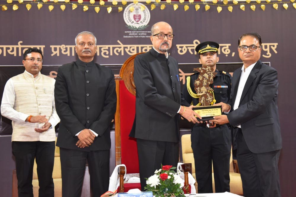 लोकतांत्रिक व्यवस्था में कैग की अहमियत: रायपुर में राज्यपाल रमेन डेका का संबोधन