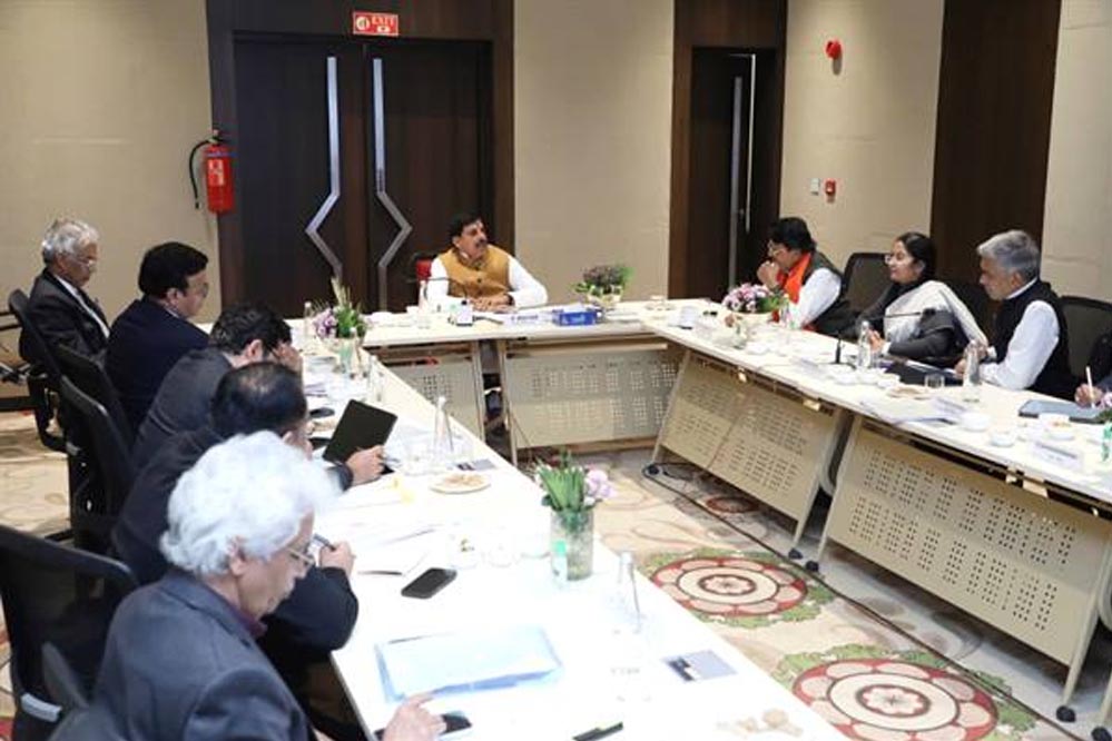 डॉ. यादव ने नगरीय विकास कार्यों को उच्च गुणवत्ता के साथ पूरा करने का दिया निर्देश