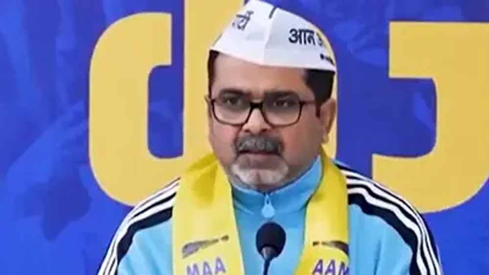 अवध ओझा का राजनीतिक तंज: “दूसरे दलों में चिंतक नहीं, चाटुकार पैदा हो रहे” — RSS की खुलकर तारीफ़