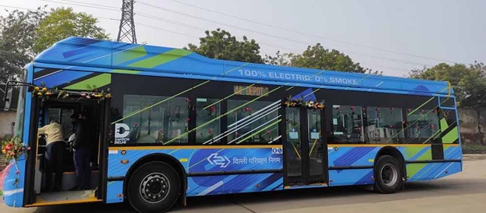 दिल्ली वालों के लिए बड़ी खुशखबरी: नए जमाने के फीचर्स के साथ डबल डेकर बस की वापसी