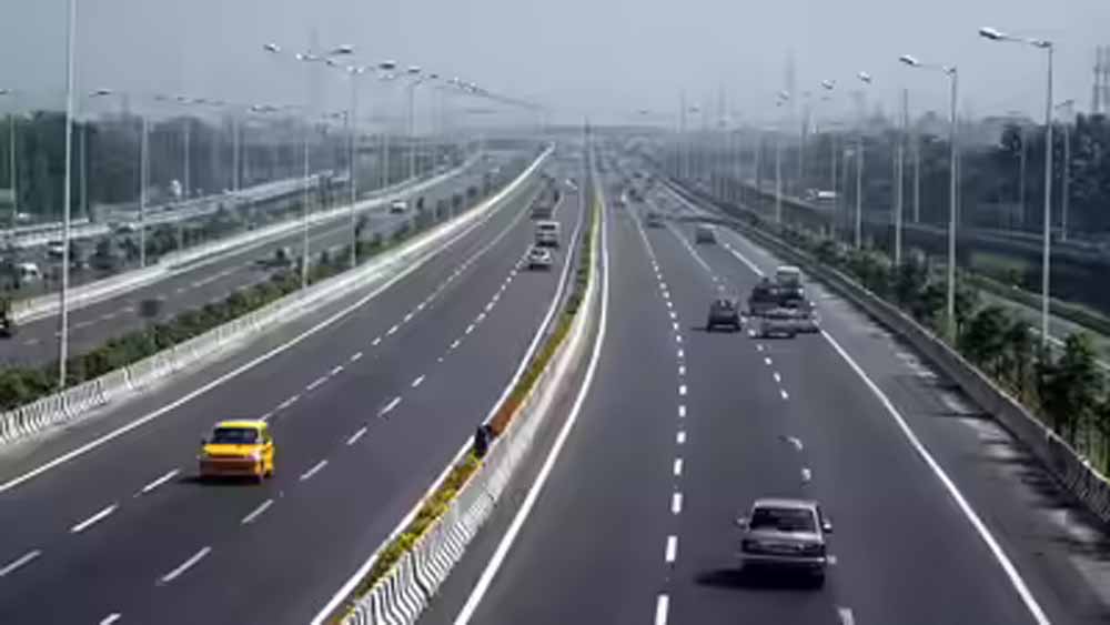 मेगा इंफ्रास्ट्रक्चर प्लान: गोरखपुर–पानीपत 747 KM एक्सप्रेसवे, 100+ गांवों को देगा विकास की नई उड़ान