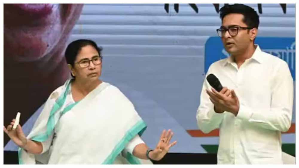 कुंभ भगदड़ का जिक्र कर अभिषेक बनर्जी ने विपक्ष पर साधा निशाना, बोले—अकड़ तो मुर्दों की पहचान है