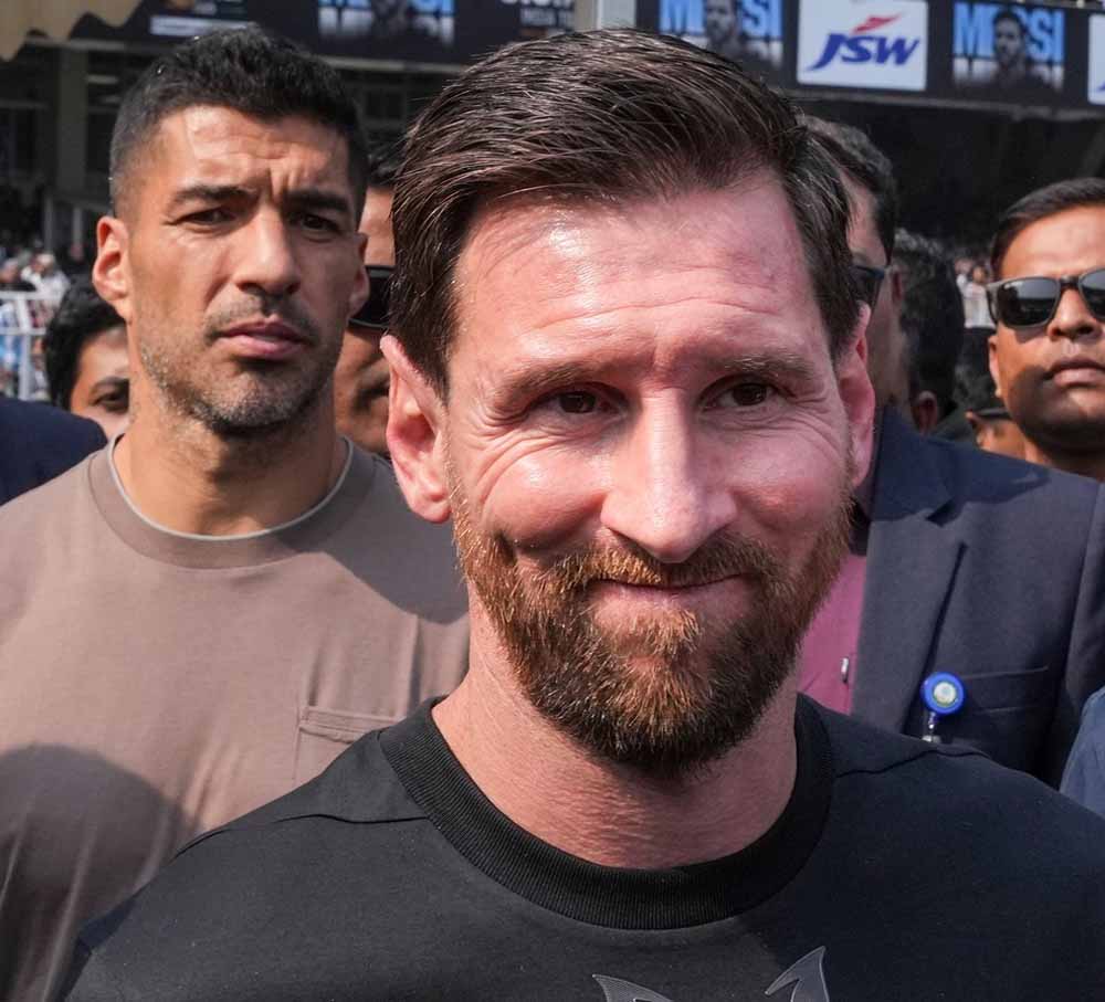 अर्जेंटीना के महान फुटबॉलर लियोनेल मेसी कोलकाता के बाद हैदराबाद पहुंचे, खेलेंगे फ्रेंडली मैच