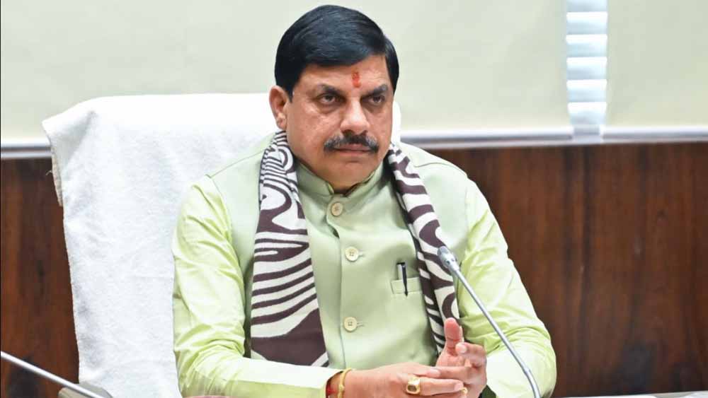 मुख्यमंत्री ने सरकार की उपलब्धियों की जानकारी वाली पुस्तकों का किया विमोचन