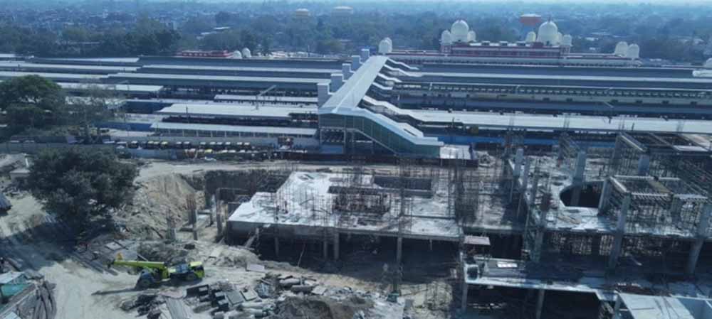 अमृत भारत स्टेशन योजना और ‘एक स्टेशन एक उत्पाद’ से यात्रियों व स्थानीय रोजगार को बढ़ावा