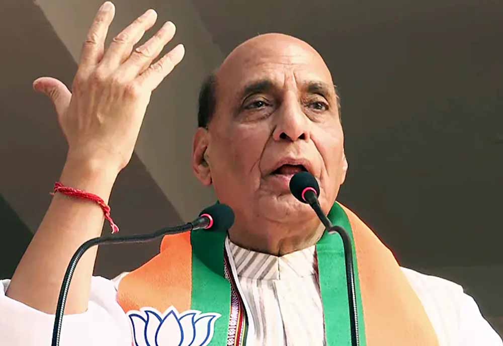 आज भारत सिर्फ बोलता नहीं, दिशा तय करता है: राजनाथ सिंह