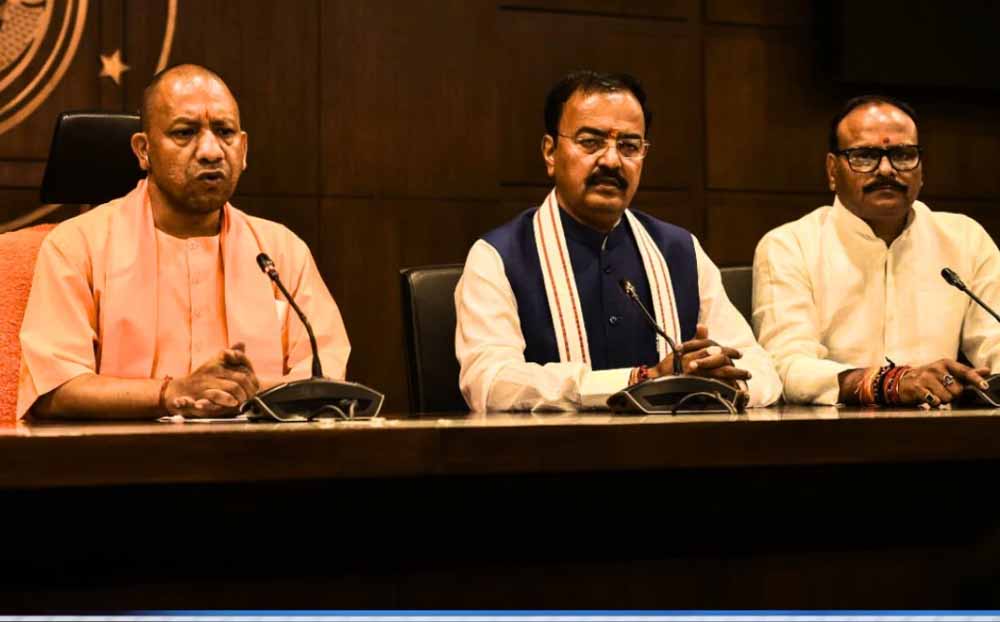 UP राजनीति में नई चाल: कैबिनेट विस्तार के संकेत, तीसरे उपमुख्यमंत्री की रेस में ये चेहरे