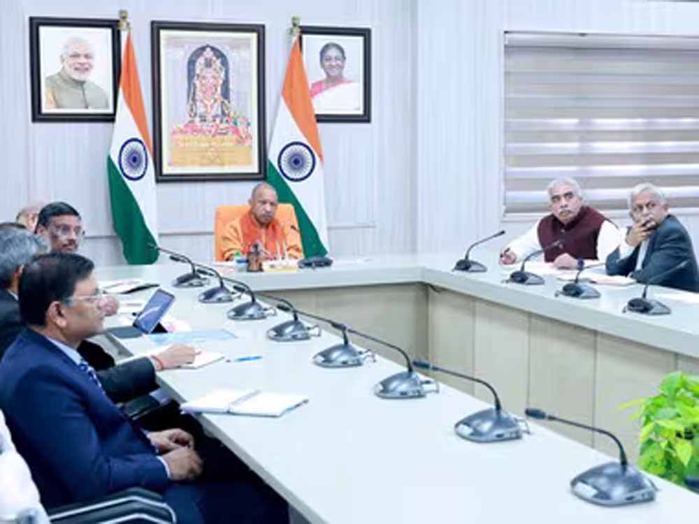 योगी सरकार का फोकस FDI पर: निवेश बढ़ाने के लिए संवाद और गति पर ज़ोर