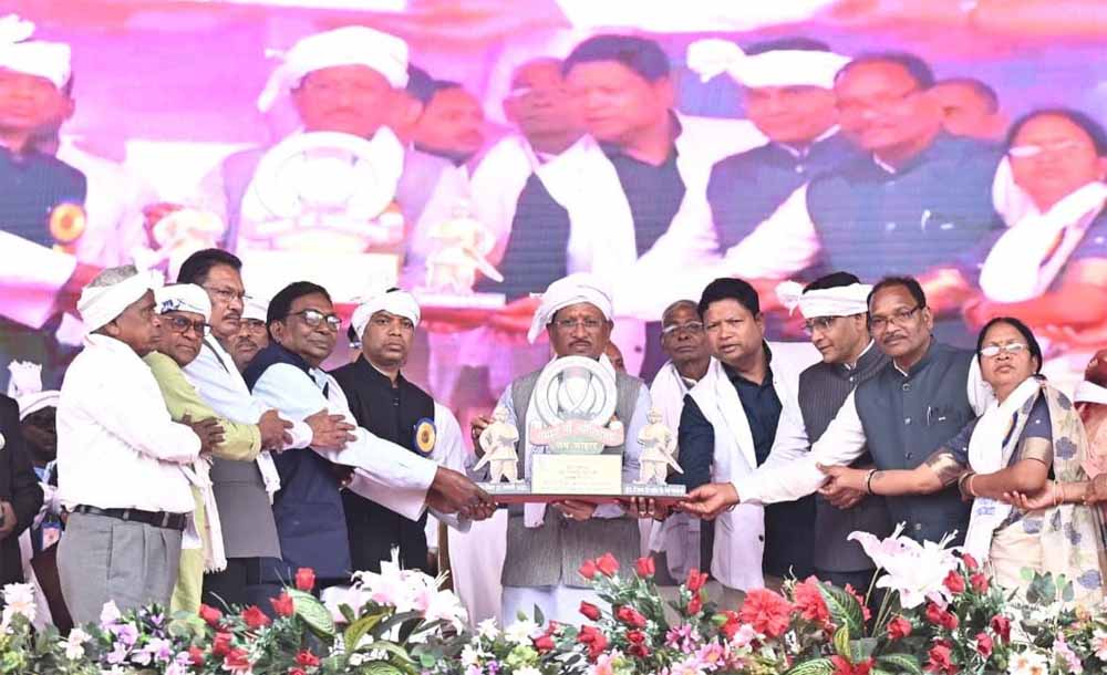 मुख्यमंत्री साय बोले – छत्तीसगढ़ की धरती जनजातीय शौर्य और बलिदान की साक्षी