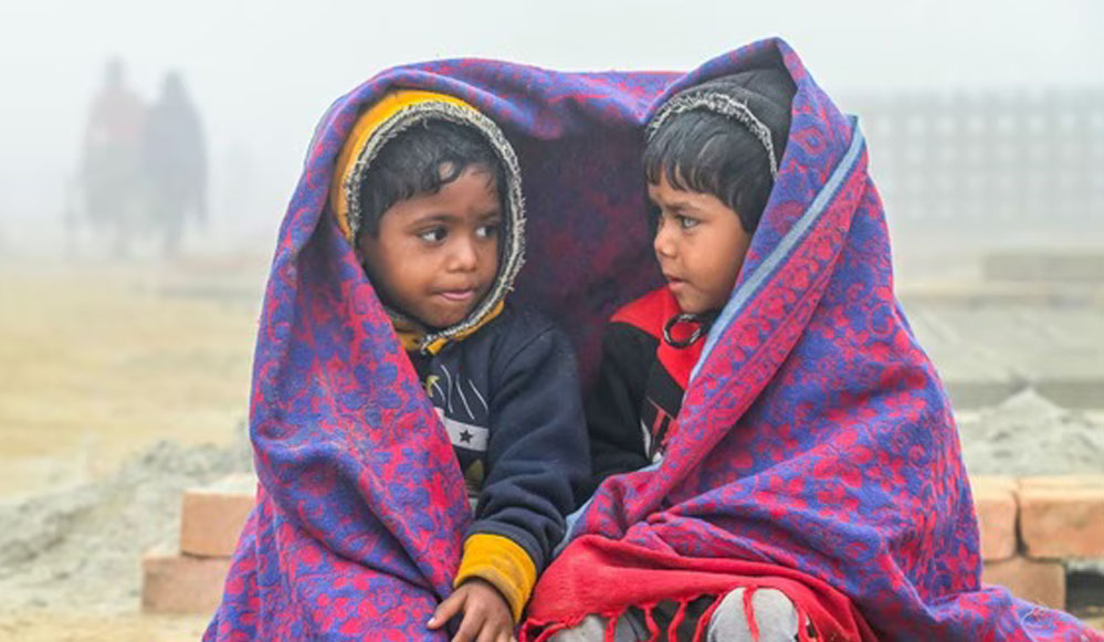 यूपी में 25 शहरों में ठंड की मार, कब तक जारी रहेगा कड़ाके की सर्दी का असर?