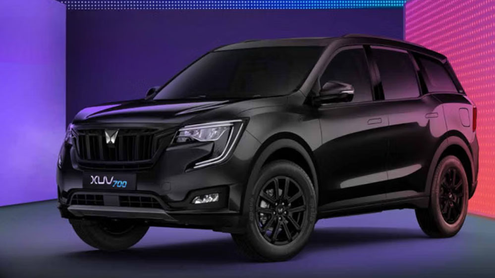 यह SUV बन गई हॉट केक! लॉन्च के पहले दिन 94,000 बुकिंग्स, ग्राहक लाइन में गिर रहे हैं