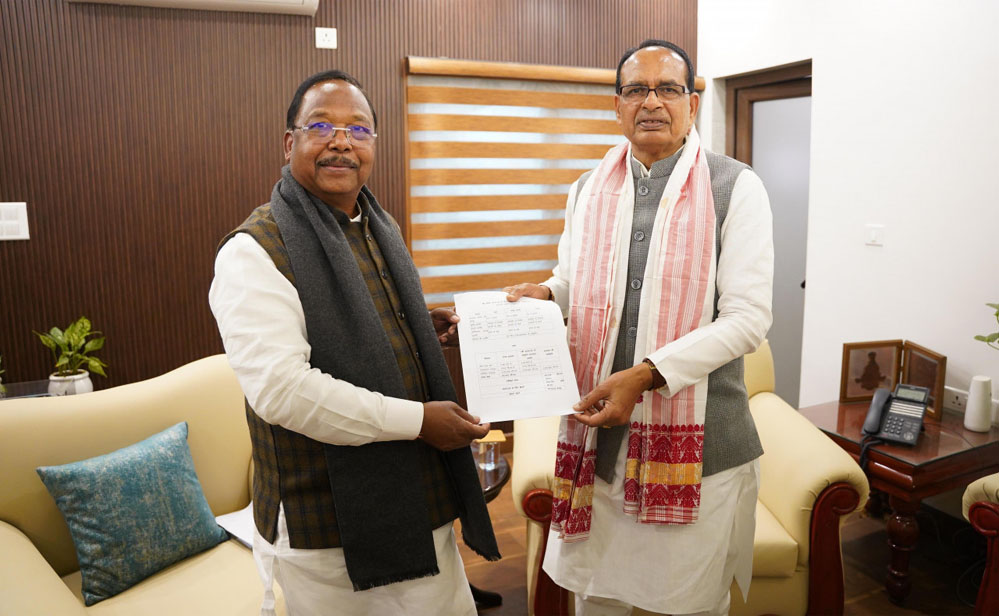 कृषि मुद्दों पर चर्चा: रायपुर में रामविचार नेताम और केन्द्रीय मंत्री चौहान की बैठक