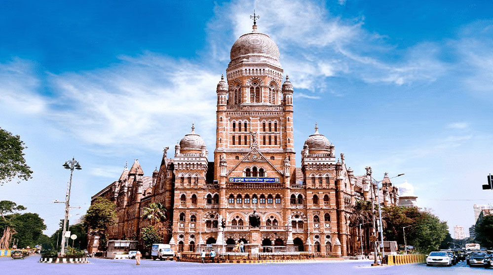 बीएमसी मेयर पद पर महिला का दावा, उद्धव गुट ने उठाए सवाल, राजनीतिक हलचल तेज