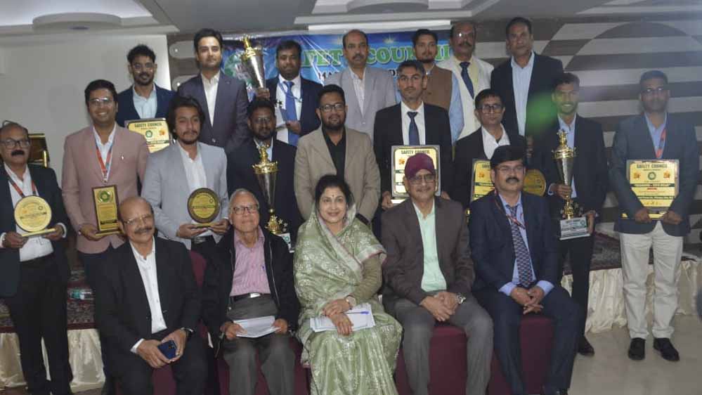 उद्योग हमारे राष्ट्र के विकास की रीढ़ हैं : राज्यमंत्री श्रीमती गौर