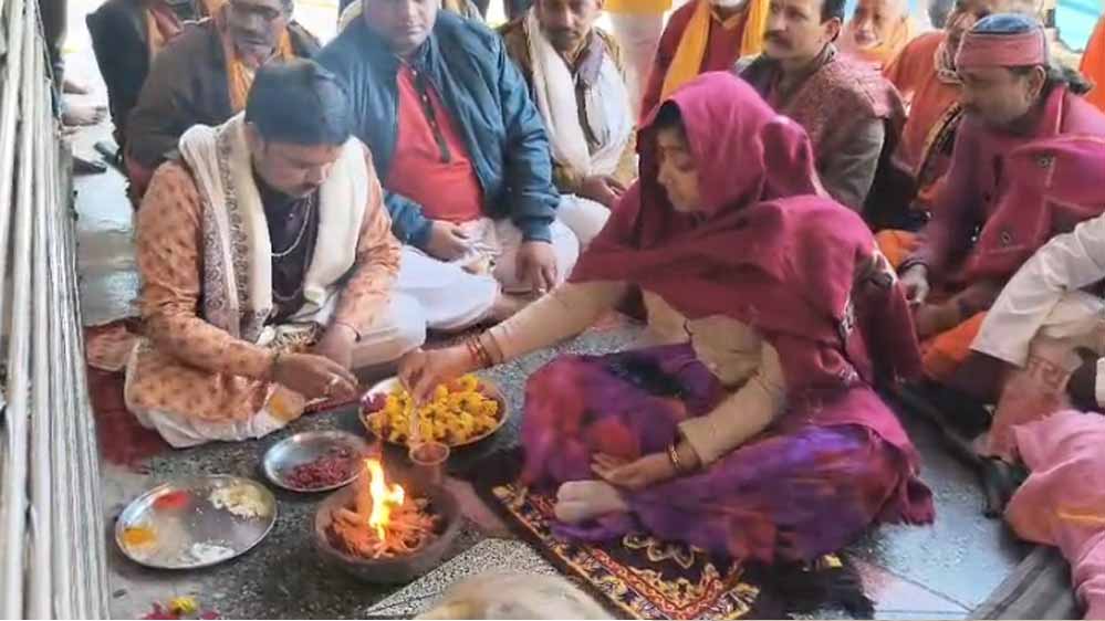 21 साल बाद धर्म परिवर्तन: पूर्व पार्षद रानी बेगम ने छोड़ा इस्लाम, अपनाया हिंदू धर्म