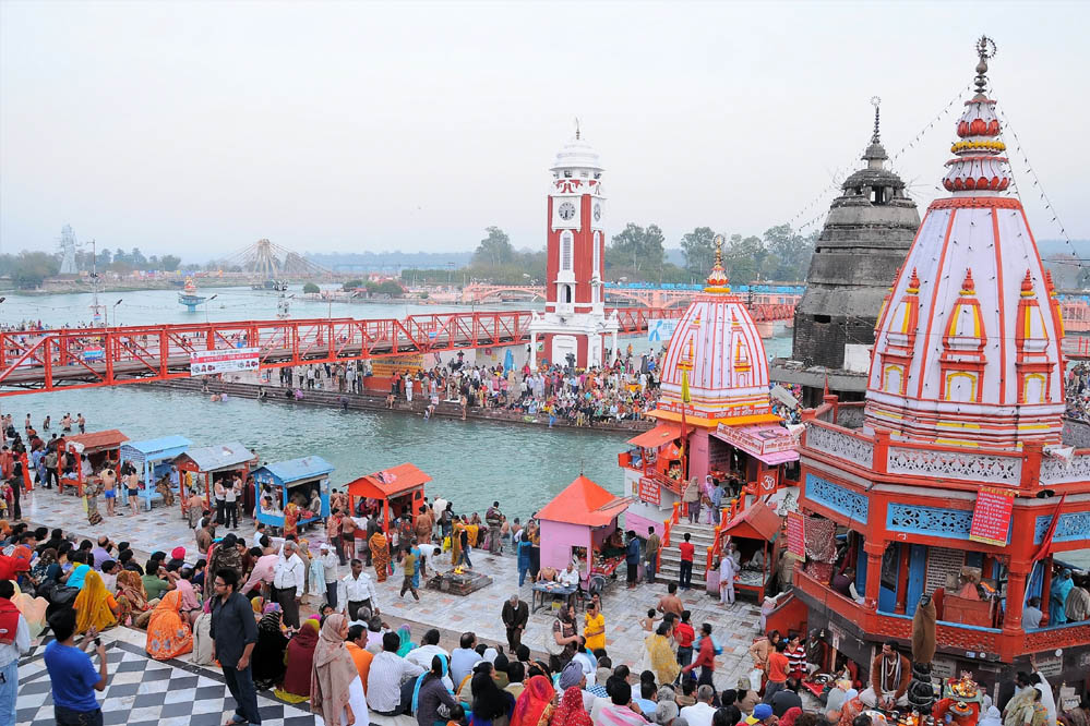 सनातन नगरी बनते ही हरिद्वार में गैर हिंदुओं के प्रवेश पर बैन? सरकार के प्लान पर उठ रहे सवाल