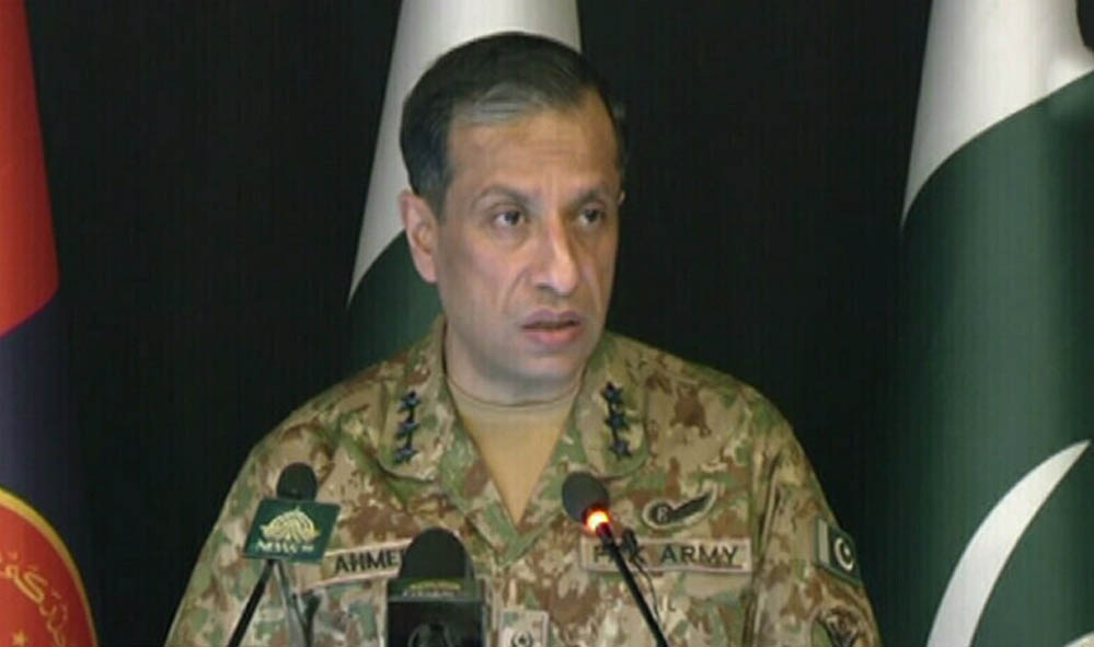 पाकिस्तान सेना के डीजी चौधरी की प्रेस कॉन्फ्रेंस में पेशेवरिता की कमी, ‘पैसे वापस’ की बेतुकी टिप्पणी
