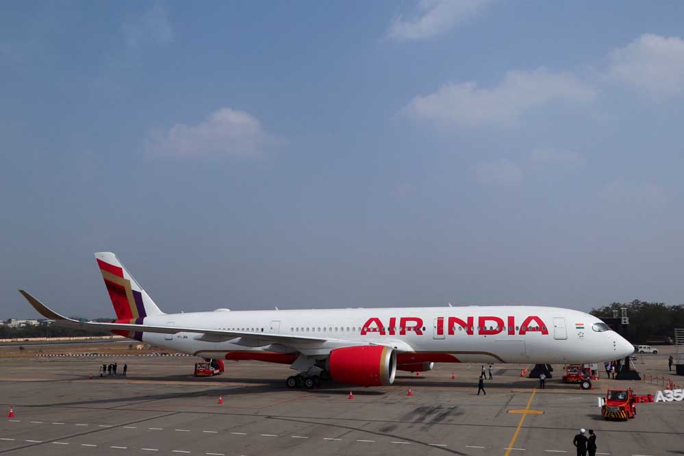 दिल्ली से 190 यात्रियों को लेकर उड़ रहे विमान के APU में आग, बड़ा हादसा टलने से राहत