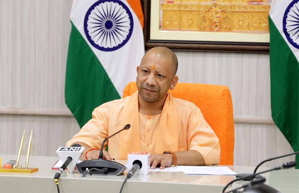 डिजिटल सशक्तिकरण की राह पर योगी सरकार, आत्मनिर्भर बनेंगी छात्राएं