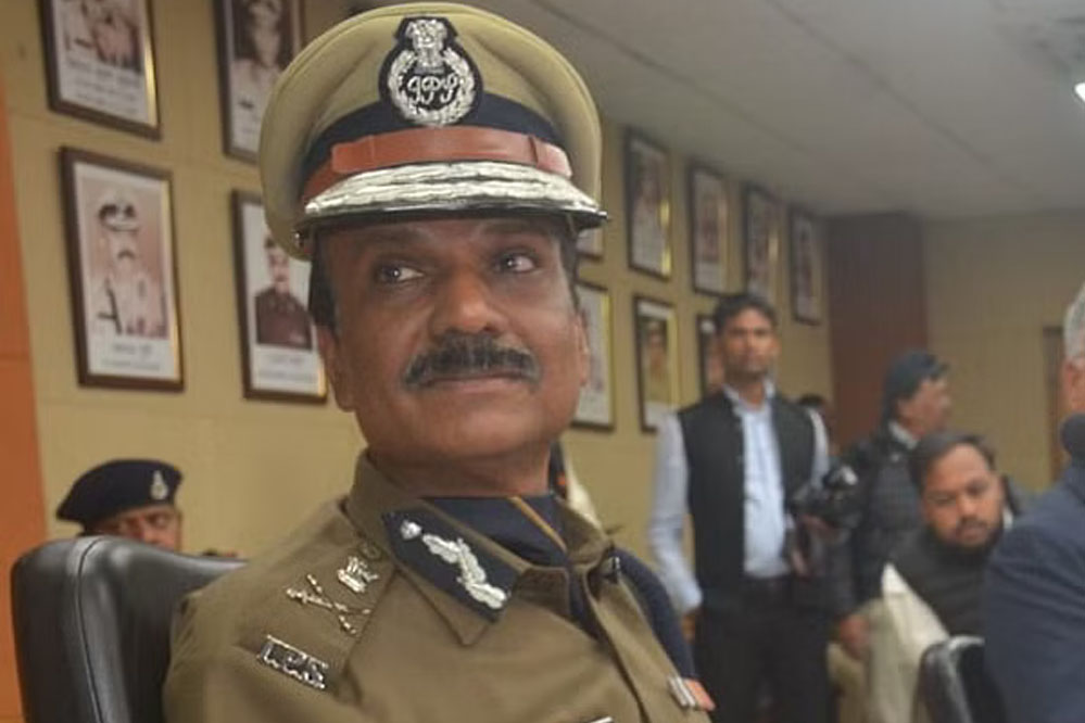 डीजीपी ने भारतीय पुलिस सेवा के अधिकारियों को रैंक प्रदान कर दी सम्मान की नई पहचान