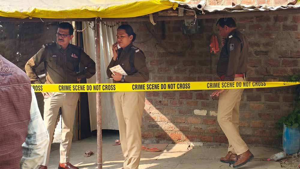 इंदौर में महिला की हत्‍या में सरगर्मी से तलाशी, पुलिस से बचने कपड़े बदल कर भागे आरोपी