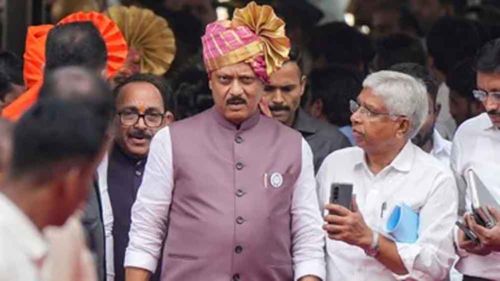 अजित पवार नहीं रहे: NCP में सत्ता संग्राम के संकेत, पार्टी के विलय पर तेज अटकलें