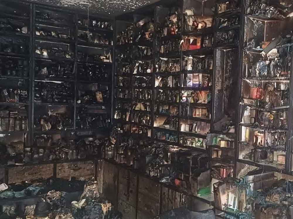 बीमा क्लेम पर टालमटोल भारी पड़ी, मेडिकल स्टोर आग मामले में कंपनी को 5.13 लाख देने होंगे