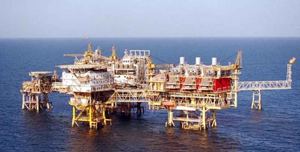 आंध्र प्रदेश: तेल कुएं से गैस रिसाव, सैकड़ों लोग सुरक्षित स्थानों पर शिफ्ट; प्रशासन अलर्ट मोड पर