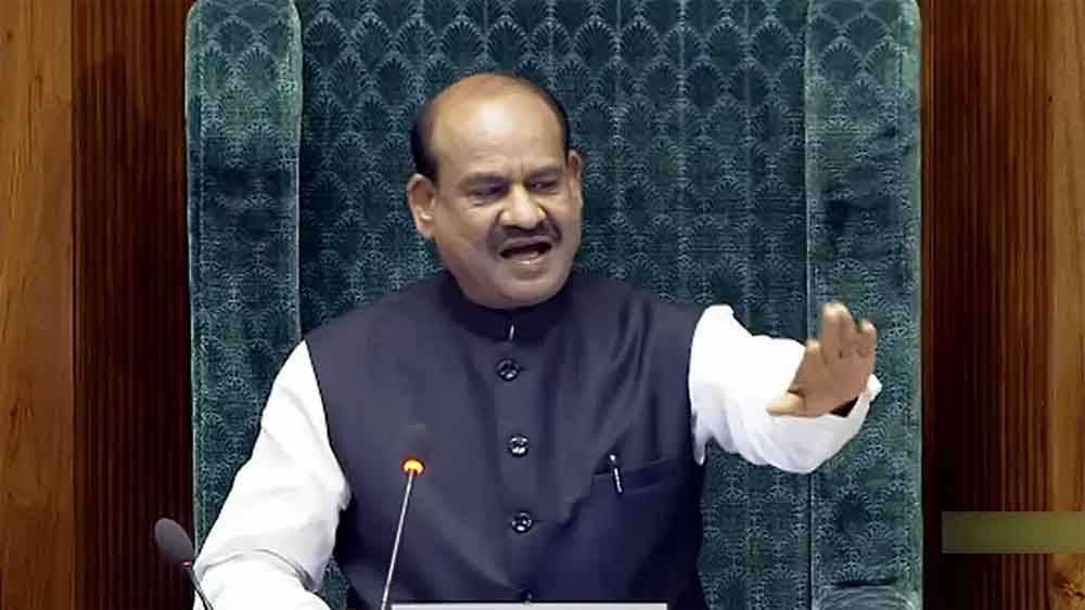 लोकसभा में अनुशासन पर सख्त ओम बिरला, बोले— नहीं मानेंगे नियम तो बाहर का रास्ता खुला है