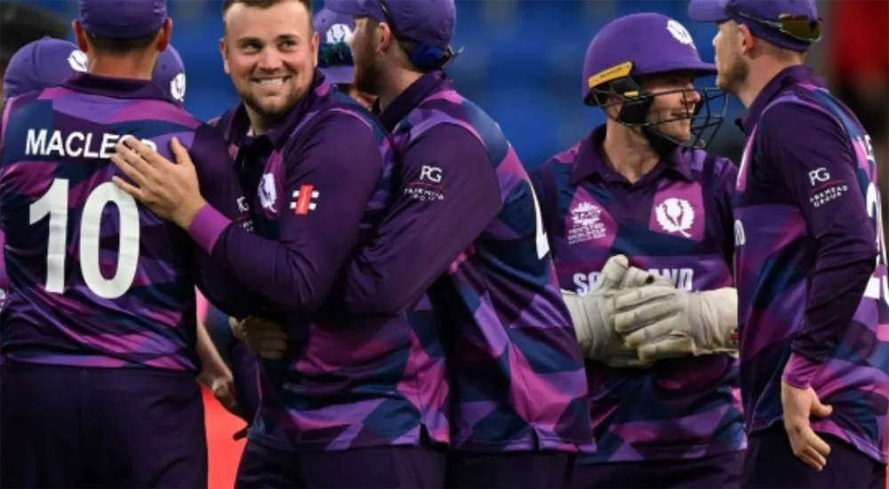 T20 WC से पहले वीजा क्लियरेंस का इंतजार कर रही स्कॉटलैंड टीम, पाक मूल क्रिकेटर बना चर्चा का केंद्र