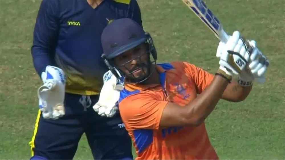 विदर्भ के सामने लड़खड़ाई दिल्ली, मध्य प्रदेश की आधी टीम आउट