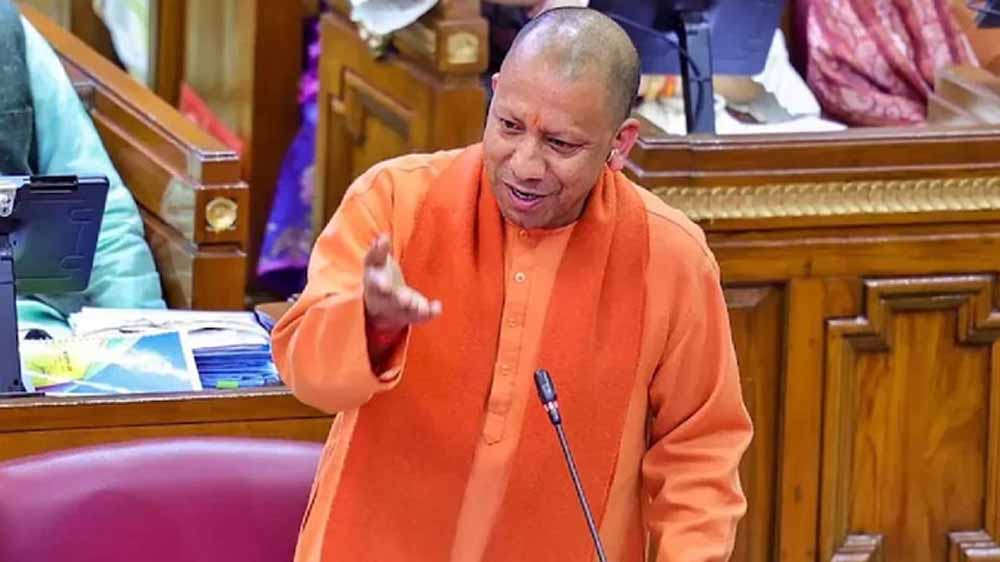 शिक्षामित्रों और अनुदेशकों को राहत: सीएम योगी ने बढ़ाया मानदेय, जानें नई दरें