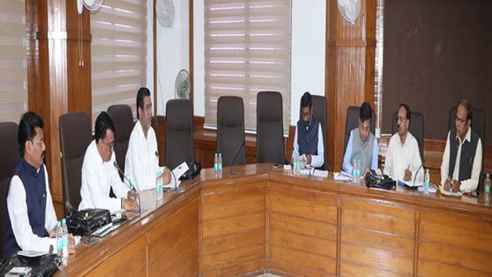 मंत्री चौहान का जोर: हितग्राहियों को योजनाओं का लाभ मिले, प्रक्रिया हो पूरी तरह पारदर्शी