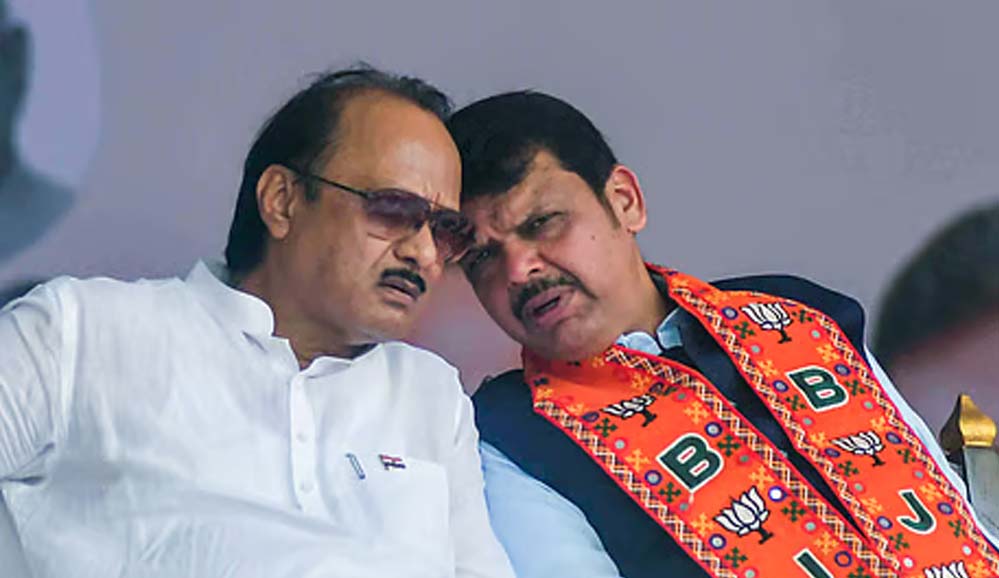 अजित पवार की मौत के बाद ताबड़तोड़ निर्णय? 75 स्कूलों के दर्जे पर फडणवीस का हस्तक्षेप