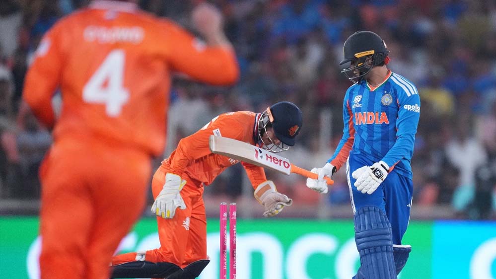 जीरो पर तीसरी बार पवेलियन लौटे अभिषेक, वर्ल्ड कप में बना अनचाहा रिकॉर्ड