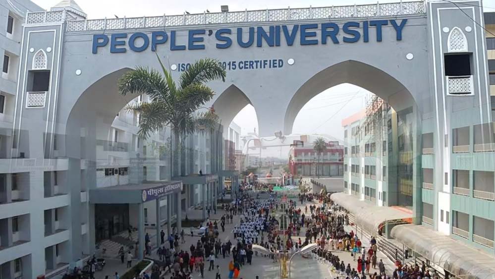 साइनाइड बम की चेतावनी के बाद पीपुल्स यूनिवर्सिटी खाली, पुलिस जांच में जुटी