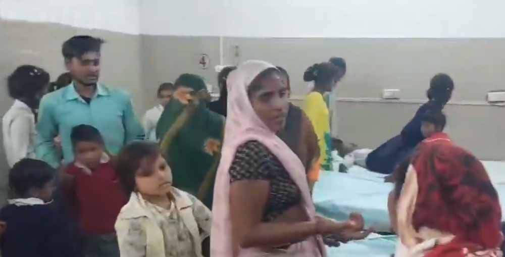 स्कूल में दवा खाते ही बच्चों की तबीयत बिगड़ी, जिलेभर की एंबुलेंस मौके पर