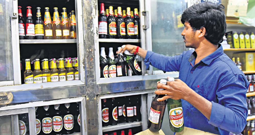 नई आबकारी नीति लागू, MP में नई शराब दुकानों और अहातों पर पूरी तरह पाबंदी