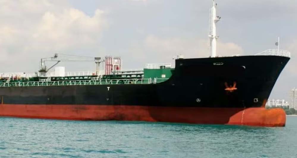 कोस्टगार्ड की मुस्तैदी ने पकड़ी ईरानी टैंकर की चाल, पाकिस्तानी सीमा से होकर आया था भारत