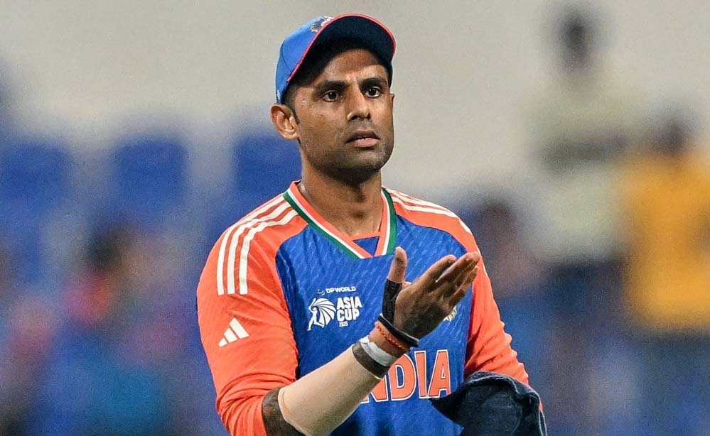 हार के बाद तमतमाए कप्तान सूर्या, डगआउट में सपोर्ट स्टाफ से गरमागरम बहस