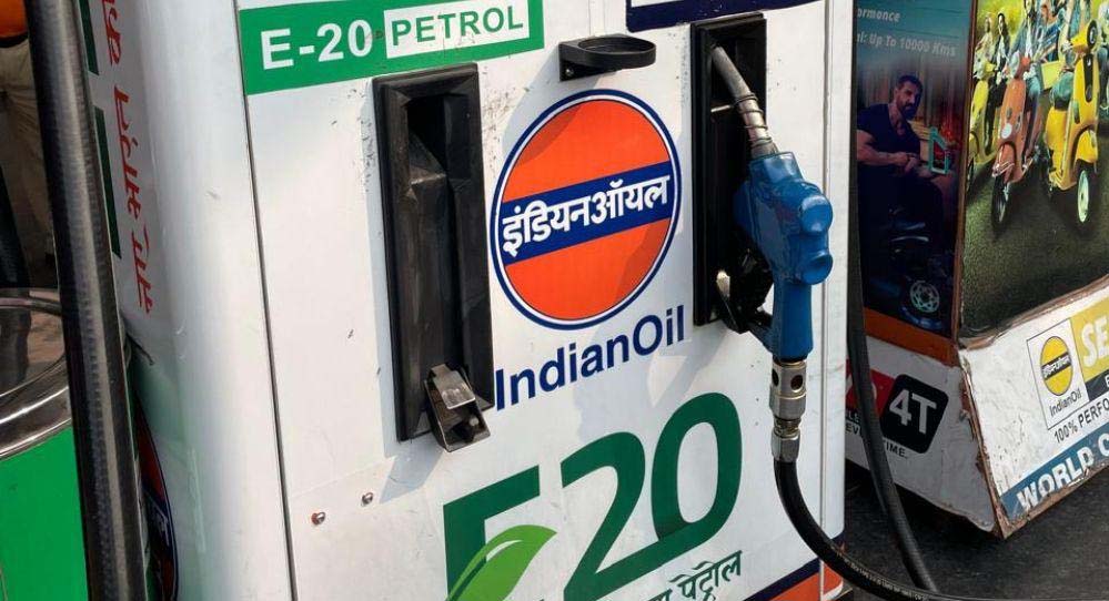 देशभर में E20 एथेनॉल ब्लेंड पेट्रोल उपलब्ध, सरकार ने 1 अप्रैल से बिक्री की मंजूरी दी