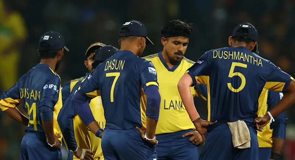 श्रीलंका से मिली झटका, अब T20 वर्ल्ड कप सेमीफाइनल में पाकिस्तान के लिए क्या बने मौके?