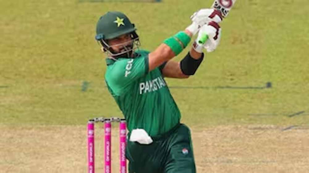 पाकिस्तान के साहिबजादा फरहान ने रचा इतिहास, 12 साल पुराने रिकॉर्ड की कर ली बराबरी