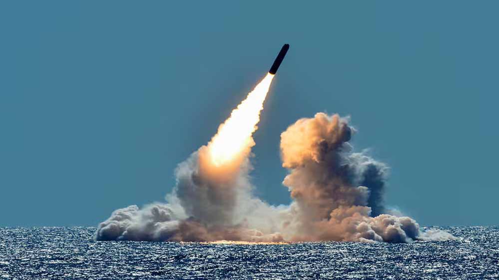 दुश्मन के लिए खौफनाक हथियार: राफेल से बड़ी डील, ब्रह्मास्त्र जो पानी में आग लगा सकता है