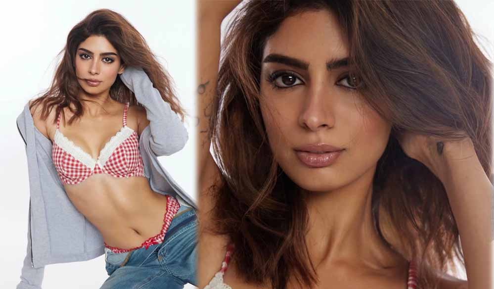 कपूर खानदान की लाडली खुशी कपूर ने बिकिनी टॉप और अनबटन जींस में दिखाया अपना स्वैग