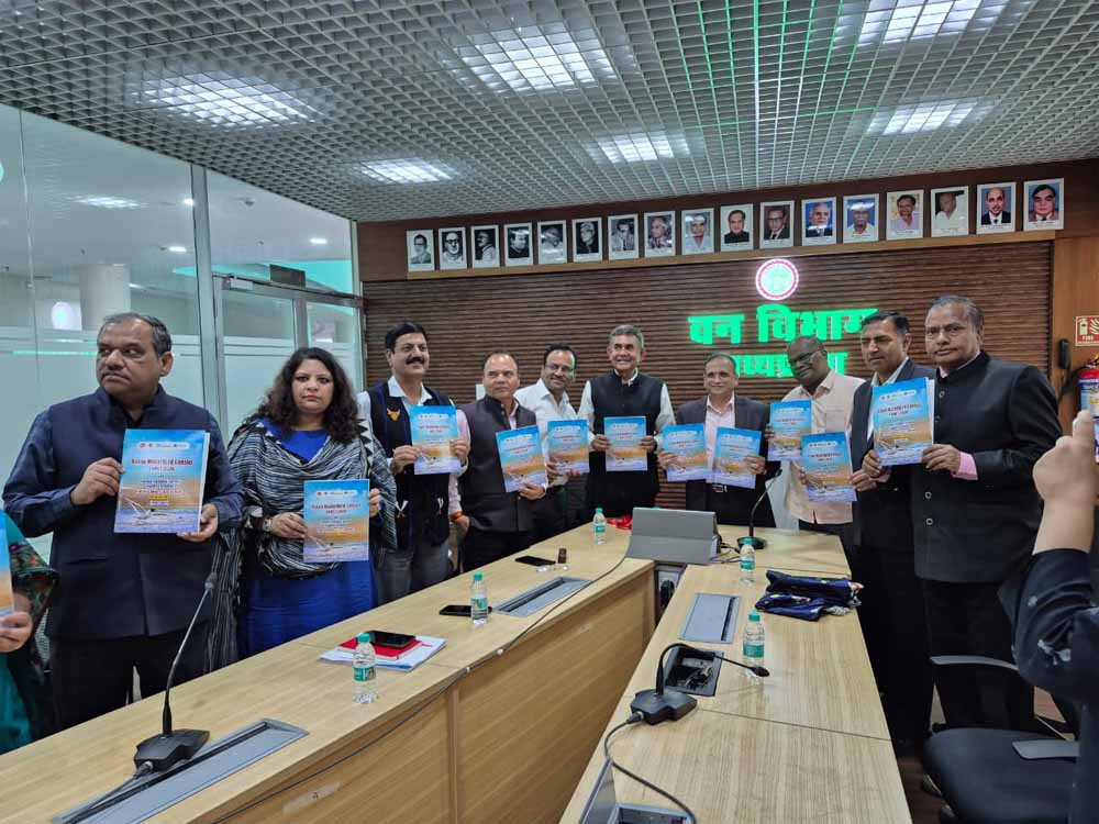 राज्य के प्रगति पथ का खाका पेश, अहम आंकड़ों से सजा प्रतिवेदन