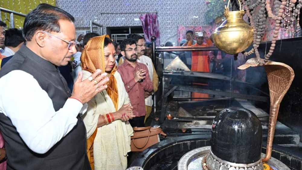 महाशिवरात्रि पर दी 1.20 करोड़ के विकास कार्यों की सौगात, CM साय ने की श्री सत्यनारायण बाबा की पूजा